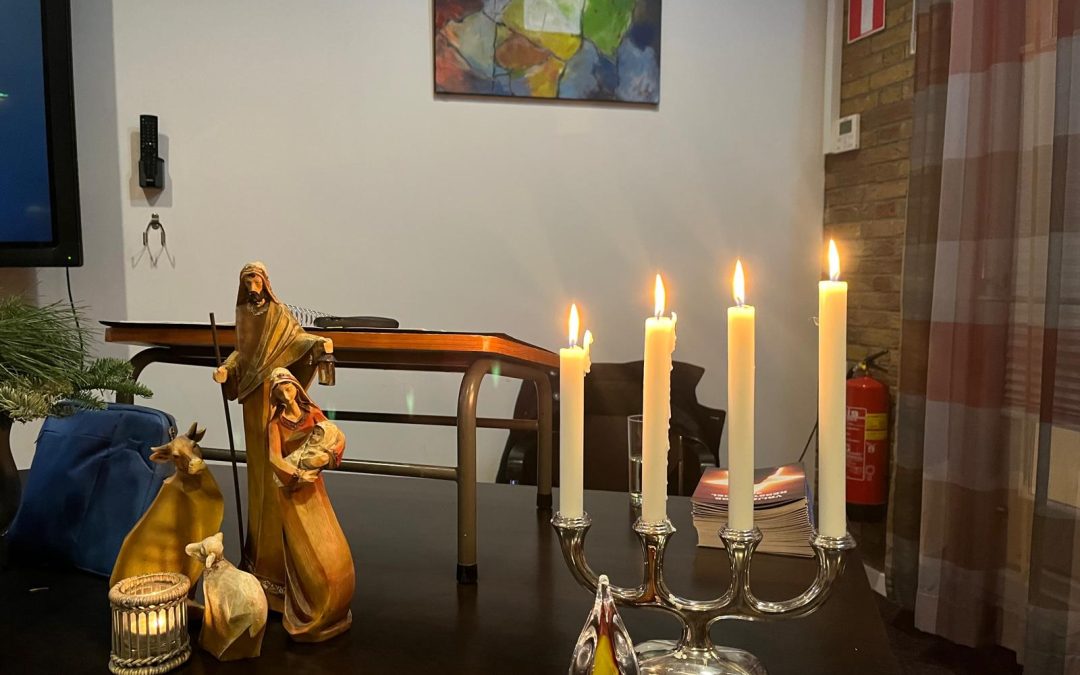 Kom naar onze Kerstavondviering